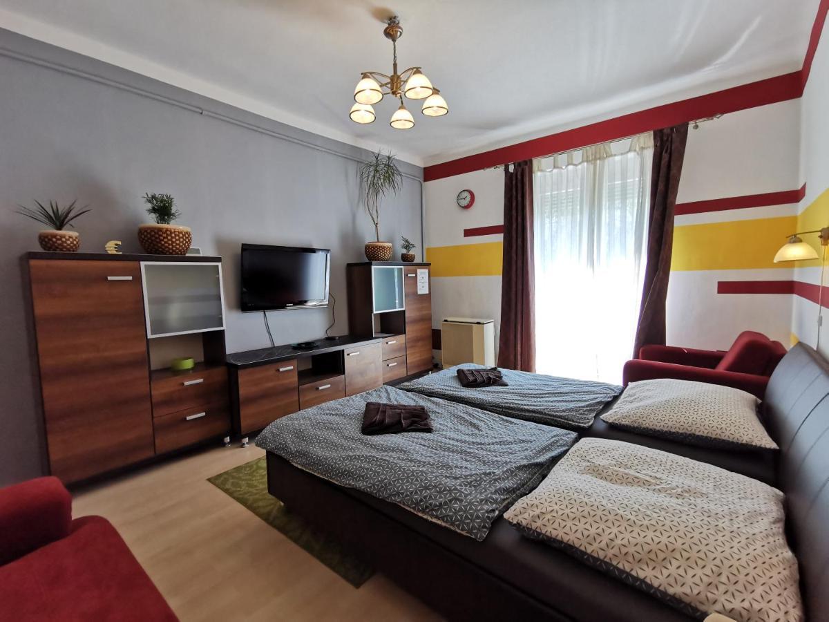 Smart Business Apartman Miskolc Exterior foto